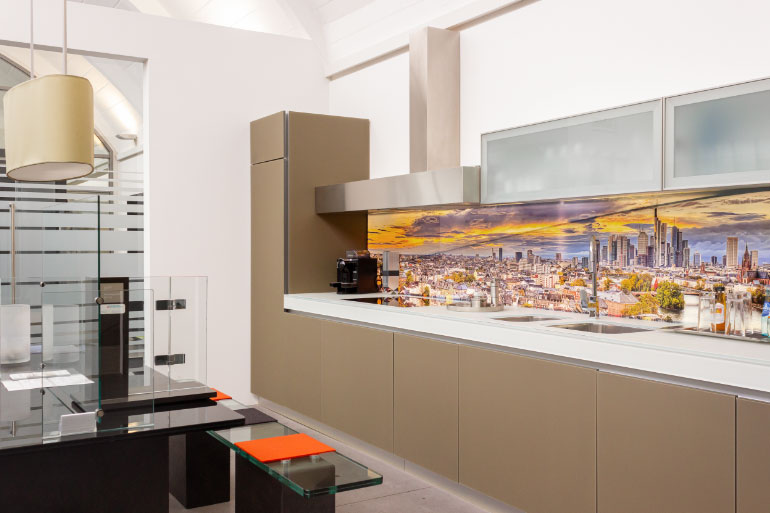 Bedruckte Küchenrückwand in unserer Ausstellung
