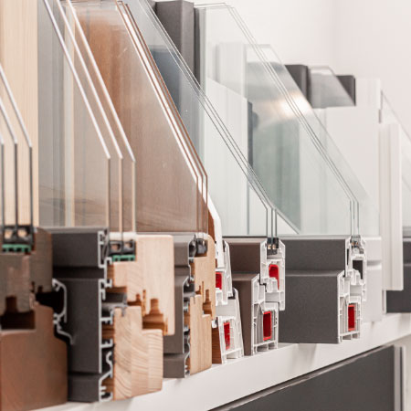 Fensterprofile in unserer Ausstellung in Offenbach am Main.